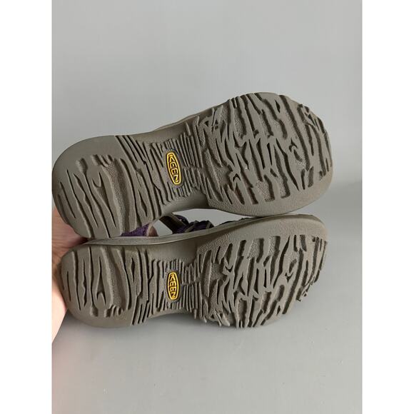Keens Sandals Youth Size 4 Purple EUC - Picture 5 of 5